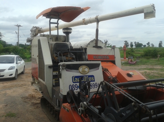 ขายรถเกี่ยว KUBOTA DC 60