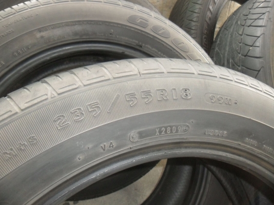 ยาง 235/55R18 สวยๆ 5 เส้น ราคา 2000 บาท