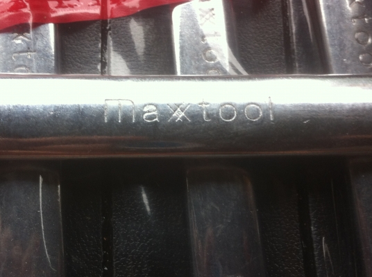 ชุดประแจรวม 14 ชื้นเกรด PREMIUN ยี่ห้อ MAXTOOL   ถึงเบอร์ 24 ประแจอย่างใส่มาในซ่องเป็นช่องตามภาพ
