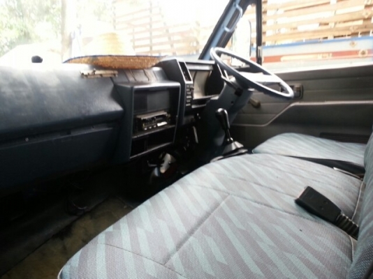 ขายISUZU NKR110แรง เครื่องดี แคชซีสวย ยางดี ภายในสวย เกียร์สั้น ยาว4.30เมตร สภาพพร้อมใช้งาน เอกสารพร้อมโอน