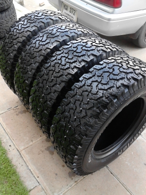245/70R16 BF Goodrich Allterrain T/A มีชุด 4 เส้น โทร.081-427-3941 245/70R16 BF Goodrich Allterrain T/A มีชุด 4 เส้น โทร.081-427-3941