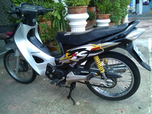 wave125r ubox ปี47 เทาดำ 303 เครื่องดี  15,000