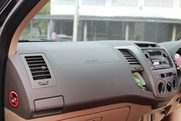 ขายวีโก้3.0GตัวTOPสีดำ2010สมาท์รแคปพรีรันเนอร์(มือเดียว) ขายวีโก้3.0GตัวTOPสีดำ2010สมาท์รแคปพรีรันเนอร์(มือเดียว)