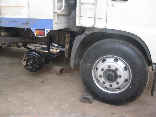 รับติดตั้งคานหน้า 12 ล้อ ระบบถุงลม และแบบแหนบราคา 120,000บาทและติดตั้งระบบยกล้อไฮโดรลิคสำหรับลูกพ่วงและรถกึ่งพ่วง 3 เพลาราคา 90,000 บาท ติดตั้ง 3 คันขึ้นไปราคาลดลงอีกตัดต่อคัชชีดัดดามคัชชีโทร 089-945-5306