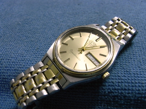 17ก.ค.((น้าเล็ก)) นำเสนอนาฬิกาข้อมือ