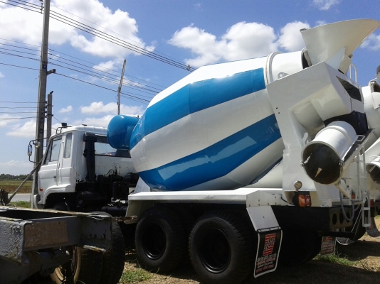 ขายรถโม่ปูน NISSAN UD430 7 คิว ขายรถโม่ปูน NISSAN UD430 7 คิว