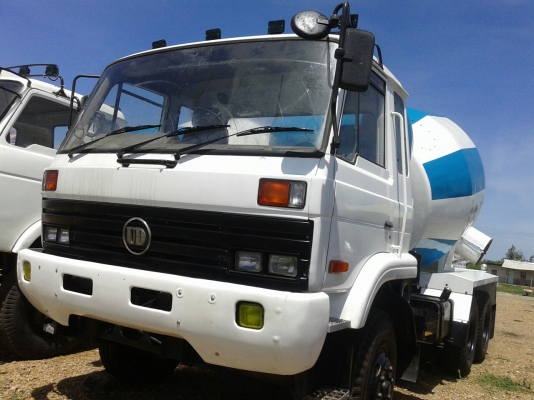 ขายรถโม่ปูน NISSAN UD430 7 คิว ขายรถโม่ปูน NISSAN UD430 7 คิว