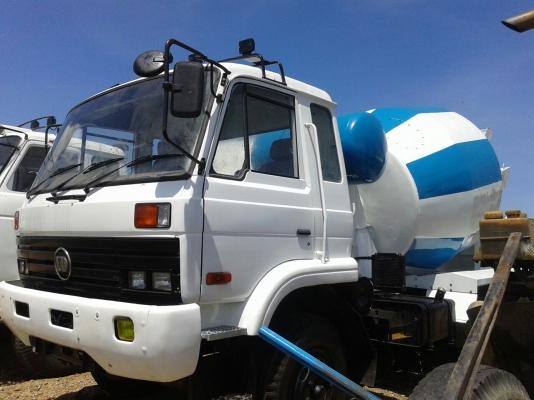 ขายรถโม่ปูน NISSAN UD430  7 คิว