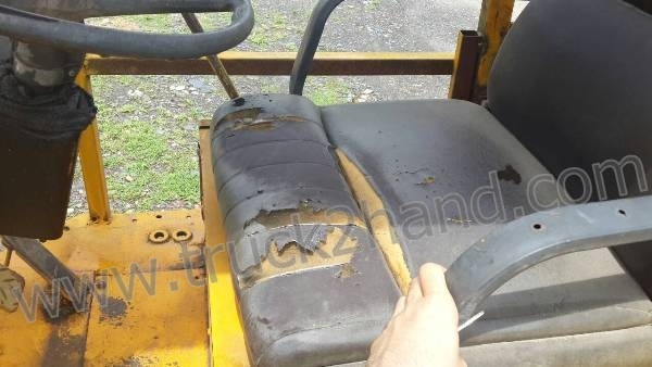 รถตักดิน TCM พร้อมใช้งาน