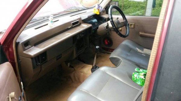 ปี90ขายสด49000เนตๆพร้อมใช้แอร์เยนขี่ดีคัสชีดี ปี90ขายสด49000เนตๆพร้อมใช้แอร์เยนขี่ดีคัสชีดี