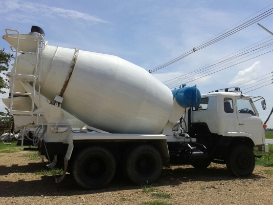 ขายรถโม่ปูน 6 คิว NISSAN CW51H ขายรถโม่ปูน 6 คิว NISSAN CW51H