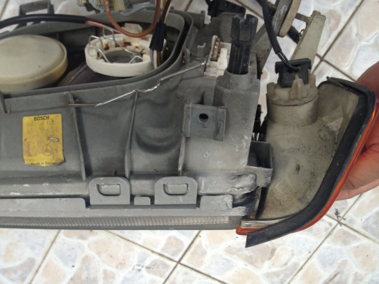 โคมไฟหน้าbenz โคมไฟหน้าbenz