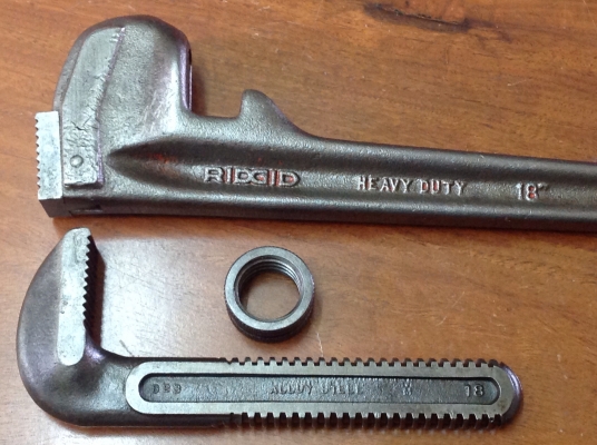 ขายคอม้า VINTAGE RIDGID HEAVY DUTY 18" ขายคอม้า VINTAGE RIDGID HEAVY DUTY 18"
