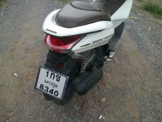 PCX สวยสวยสวยเดิมเดิมเดิม วิ่งหมื่นกว่าโล พร้อมใช้งาน เล่มพร้อมเอกสารครบ