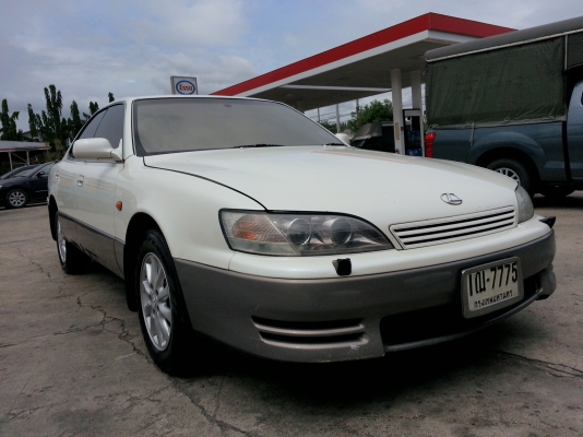 ขายด่วน ES300 รถสวยหาอยู่ไม่ผิดหวังครับ ติด lpg ประหยัดมากๆภายในสะอาด ต่อลองราคาได้