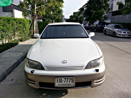 ขายด่วน ES300 รถสวยหาอยู่ไม่ผิดหวังครับ ติด lpg ประหยัดมากๆภายในสะอาด ต่อลองราคาได้