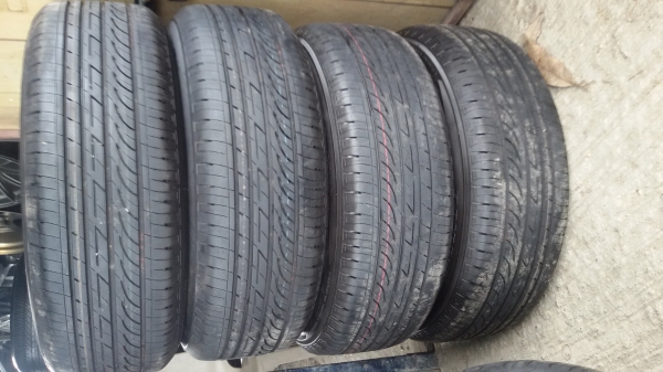 ขายยางป้ายแดง215/55/17บิสโตนปี14ชุดละ16500