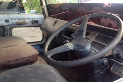 **570,000 บ.ต่อรอง**ขาย 10ล้อเพลาเดียว เทเลอร์ขึ้น200 HINO KT925 EH700 168HP เครื่องแน่นๆ แรงดี อึด รถบิ้วด์ มาใหม่ วางหัวใหม่ ขึ้นหางใหม่ เหล็กบีม อย่างดี แข็งแรง สภาพสวยๆ ช่วงล่างเดิมคัสซีสวยมาก ไม่มีปะ ไม่มีดาม ไม่มีบวม ยางดี10เส้น ภายในเก๋งคอนโซลดีครบ **570,000 บ.ต่อรอง**ขาย 10ล้อเพลาเดียว เทเลอร์ขึ้น200 HINO KT925 EH700 168HP เครื่องแน่นๆ แรงดี อึด รถบิ้วด์ มาใหม่ วางหัวใหม่ ขึ้นหางใหม่ เหล็กบีม อย่างดี แข็งแรง สภาพสวยๆ ช่วงล่างเดิมคัสซีสวยมาก ไม่มีปะ ไม่มีดาม ไม่มีบวม ยางดี10เส้น ภายในเก๋งคอนโซลดีครบ