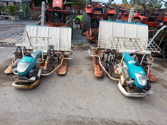 ขายรถดำนาเดินตาม 4 แถว คูโบต้า