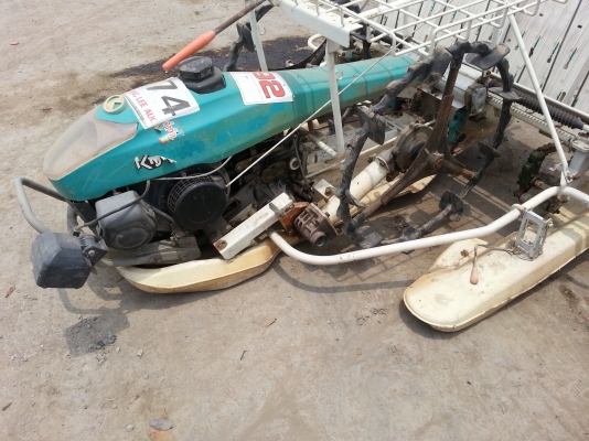 ขายรถดำนาเดินตาม 4 แถว คูโบต้า