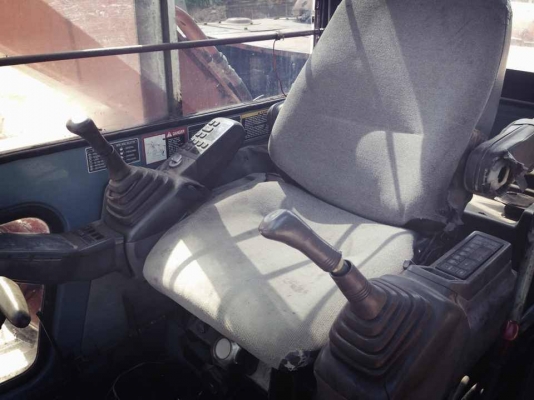 **800,000 บ.ต่อรอง**ขาย แบคโฮ HITACHI EX 200-3 เครื่องเดิมปั๊มเดิม ไฟฟ้าหน้าจอครบ แอร์เย็น บูมอาร์มไม่ปะไม่ดาม ช่วงล่างเต็มดี แน่น ทำงานไม่โหลด พร้อมใช้งาน สีสันดี สวย เอกสารเล่มทะเบียนครบ จัดแน็นท์ได้ ราคาต่อรองได้เด้อ พี่น้องครับ **800,000 บ.ต่อรอง**ขาย แบคโฮ HITACHI EX 200-3 เครื่องเดิมปั๊มเดิม ไฟฟ้าหน้าจอครบ แอร์เย็น บูมอาร์มไม่ปะไม่ดาม ช่วงล่างเต็มดี แน่น ทำงานไม่โหลด พร้อมใช้งาน สีสันดี สวย เอกสารเล่มทะเบียนครบ จัดแน็นท์ได้ ราคาต่อรองได้เด้อ พี่น้องครับ