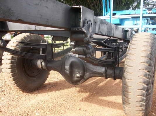 อีแต็น เครื่องเกีย  85  แรง  ของ 6 ล้อประหยัดกว่าต่อใหม่ครับ ช่วงล่างใหญ่  เอาไว้ต่อดั้มใด้เลยครับ