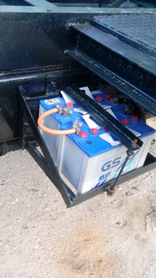 ขายรถสิบล้อเทเลอร์ มิตซูบิซิ 195 แรง