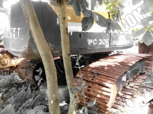 รถแบคโฮKOMATSU PC200