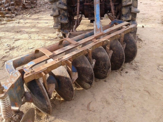 ขายรถไถแชมป์304slxตัวพิเศษ4*4 โฟวินสภาพเกือบร้อยเปอร์เซ็น