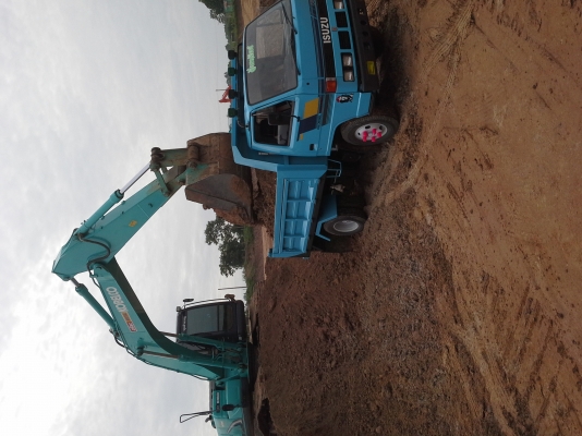 คุณ เจริญศักดิ์และลูกชายขับกลับแล้วคับ ขอบคุณคับ//6ล้อดั้มNKR 88 แรง ปี35 ห้างแท้ เครื่อง4JB1 เครื่องดี คัดซีสวย รถบ้านแท้ รถขับดี วิ่งงานอยู่คับ พร้อมใช้งานคับ