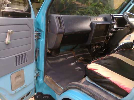 คุณ เจริญศักดิ์และลูกชายขับกลับแล้วคับ ขอบคุณคับ//6ล้อดั้มNKR 88 แรง ปี35 ห้างแท้ เครื่อง4JB1 เครื่องดี คัดซีสวย รถบ้านแท้ รถขับดี วิ่งงานอยู่คับ พร้อมใช้งานคับ