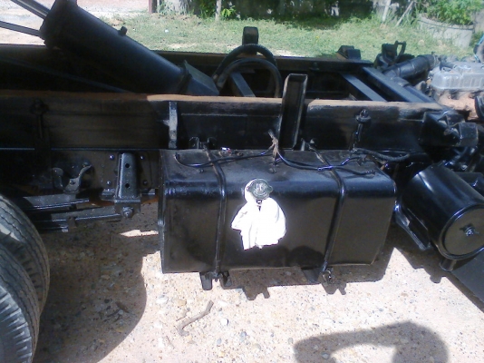 คุณ เจริญศักดิ์และลูกชายขับกลับแล้วคับ ขอบคุณคับ//6ล้อดั้มNKR 88 แรง ปี35 ห้างแท้ เครื่อง4JB1 เครื่องดี คัดซีสวย รถบ้านแท้ รถขับดี วิ่งงานอยู่คับ พร้อมใช้งานคับ