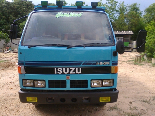 คุณ เจริญศักดิ์และลูกชายขับกลับแล้วคับ ขอบคุณคับ//6ล้อดั้มNKR 88 แรง ปี35 ห้างแท้ เครื่อง4JB1 เครื่องดี คัดซีสวย รถบ้านแท้ รถขับดี วิ่งงานอยู่คับ พร้อมใช้งานคับ