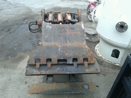 Forklift,มือนีบติดโฟร์คลิฟท์ มอเตอร์ 3 สาย ไฟ 3 เฟส 380 Am