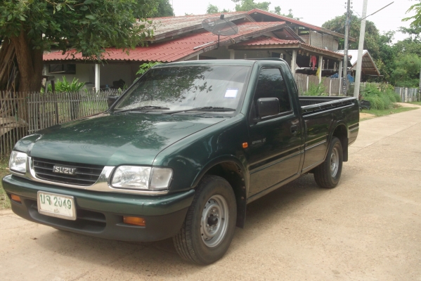 ขายอีซูซุดราก้อนตอนเดียว ขายอีซูซุดราก้อนตอนเดียว