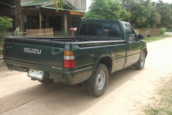 ขายอีซูซุดราก้อนตอนเดียว ขายอีซูซุดราก้อนตอนเดียว