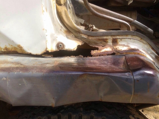 ขายรถบรรทุกสิบล้อดัมพ์ MITSUBISHI TD ซีเรียล 1,7xx เครื่องเดิม 6D16-195 แรง 2 เพลา 10 เกียร์ ทะเบียนพร้อม