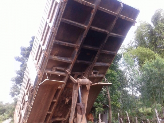 ขายรถบรรทุกสิบล้อดัมพ์ MITSUBISHI TD ซีเรียล 1,7xx เครื่องเดิม 6D16-195 แรง 2 เพลา 10 เกียร์ ทะเบียนพร้อม