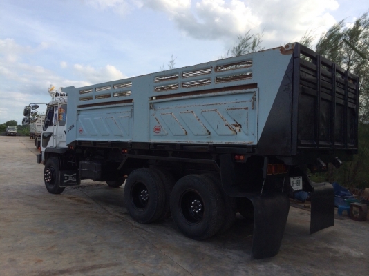 ขายหลงโบสวยๆเดิมๆบางๆดั้มสามมิตร