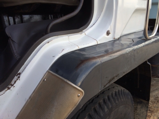 ขายหลงโบสวยๆเดิมๆบางๆดั้มสามมิตร