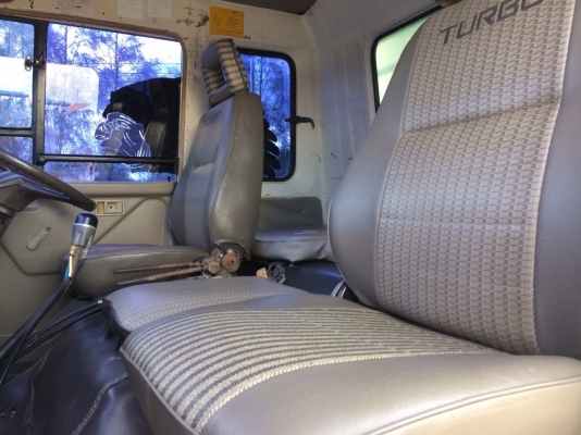 ขายหลงโบสวยๆเดิมๆบางๆดั้มสามมิตร