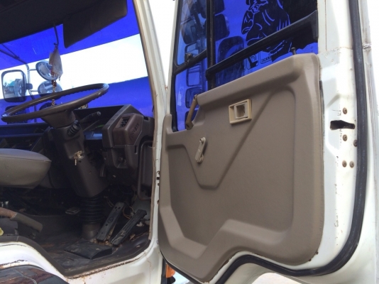 ขายหลงโบสวยๆเดิมๆบางๆดั้มสามมิตร