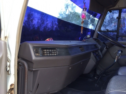 ขายหลงโบสวยๆเดิมๆบางๆดั้มสามมิตร