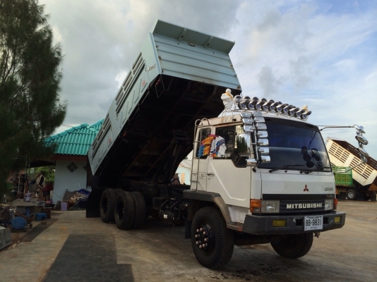 ขายหลงโบสวยๆเดิมๆบางๆดั้มสามมิตร