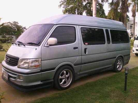 ขายรถตู้หัวจรวดหลังคาสูงปี 2004 สภาพสวยย