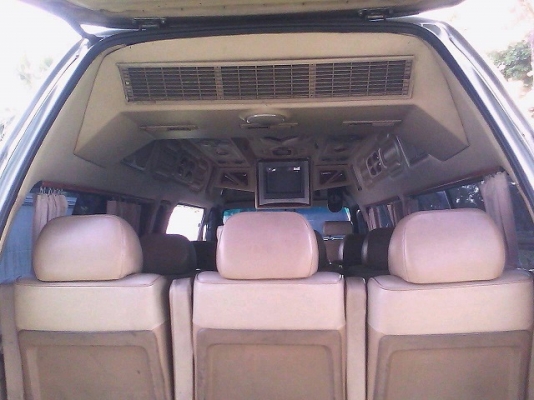 ขายรถตู้หัวจรวดหลังคาสูงปี 2004 สภาพสวยย