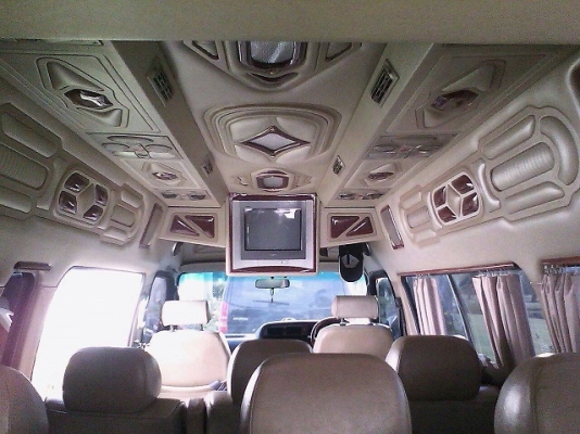 ขายรถตู้หัวจรวดหลังคาสูงปี 2004 สภาพสวยย