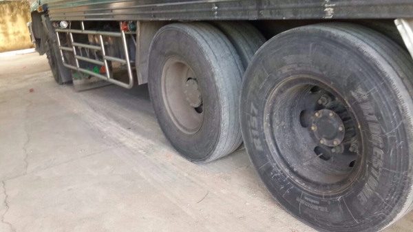 ขายรถสิบล้อตู้เปียก ISUZU FVM33MT เครื่อง 6HH1-195 แรง ปี 40 ช่วงยาว 6.20 เมตร