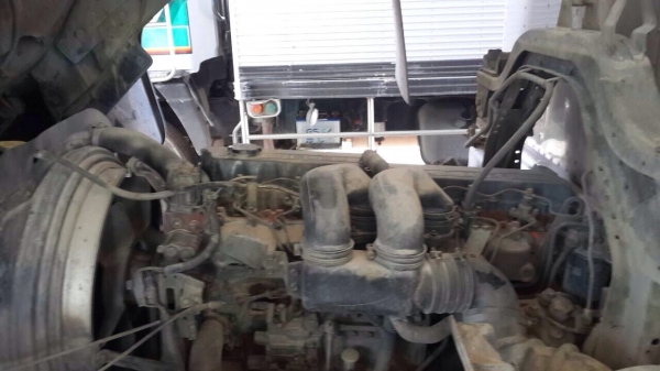 ขายรถสิบล้อตู้เปียก ISUZU FVM33MT เครื่อง 6HH1-195 แรง ปี 40 ช่วงยาว 6.20 เมตร