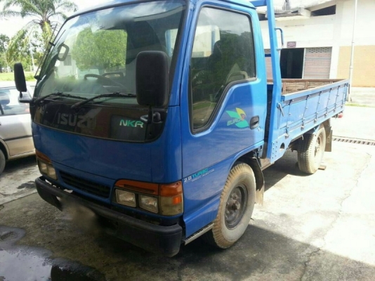 รถอีซูซุ 4 ล้อ ( ไม่ดั้ม )  100 แรงม้า. ปี 44  สนใจติด่อ 081 - 6079515